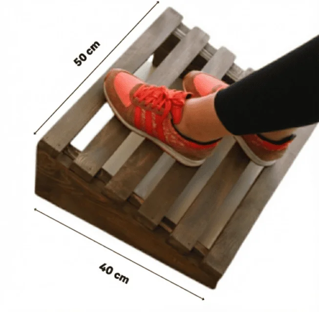 Ergonomik Masa Altı Ayak Desteği - Koyu Renk (40x50 cm)